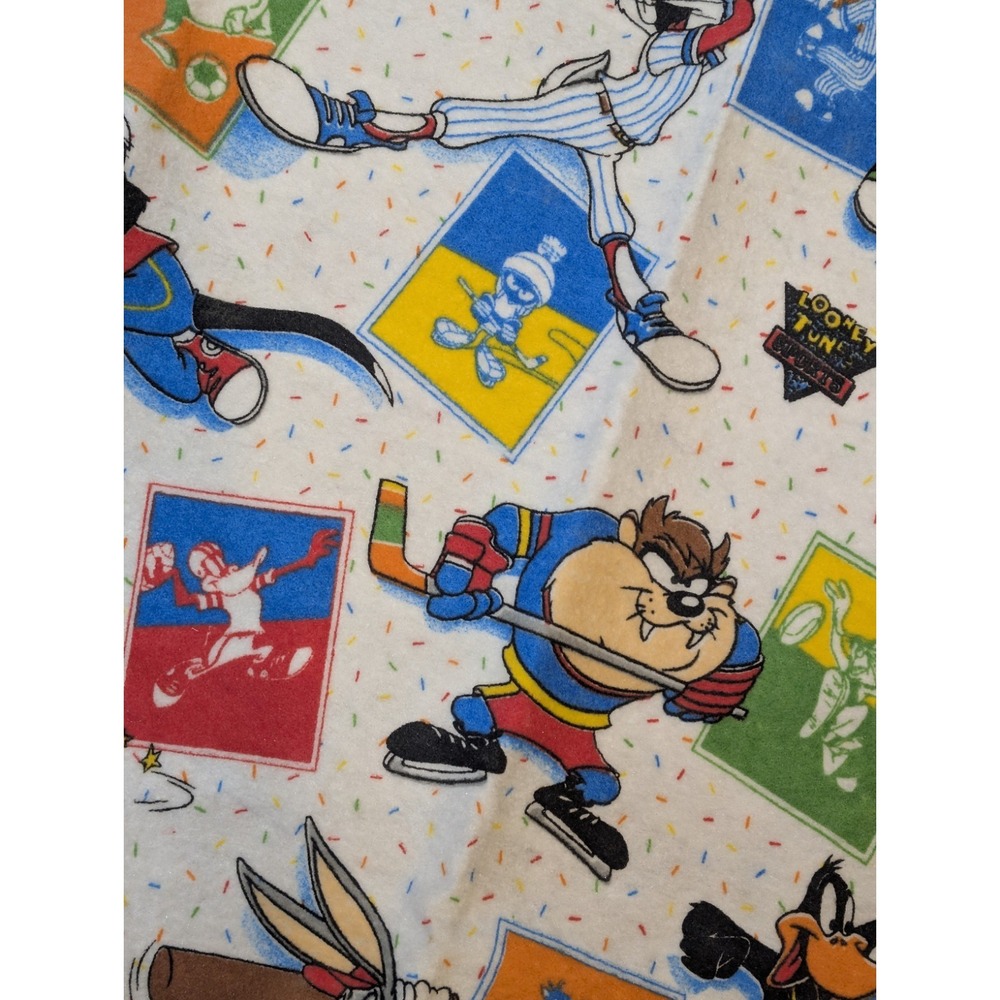 Vintage Looney Tunes Blanket Sports Bugs Bunny Taz Marvin Martian 45"x60" NEW